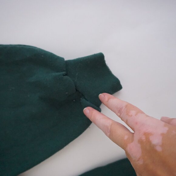 Vintage Green Soffe Sweatshirt Rag Doll Folksy Patchwork Hearts Graphic XL - Picture 11 of 11